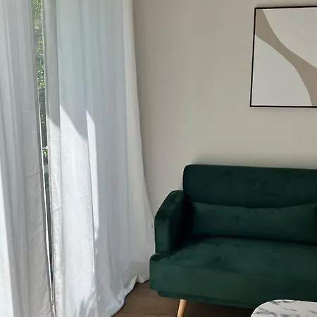 Moeblierte Mit Terrasse Und Eigenem Eingang * Γκελσενκίρτσεν